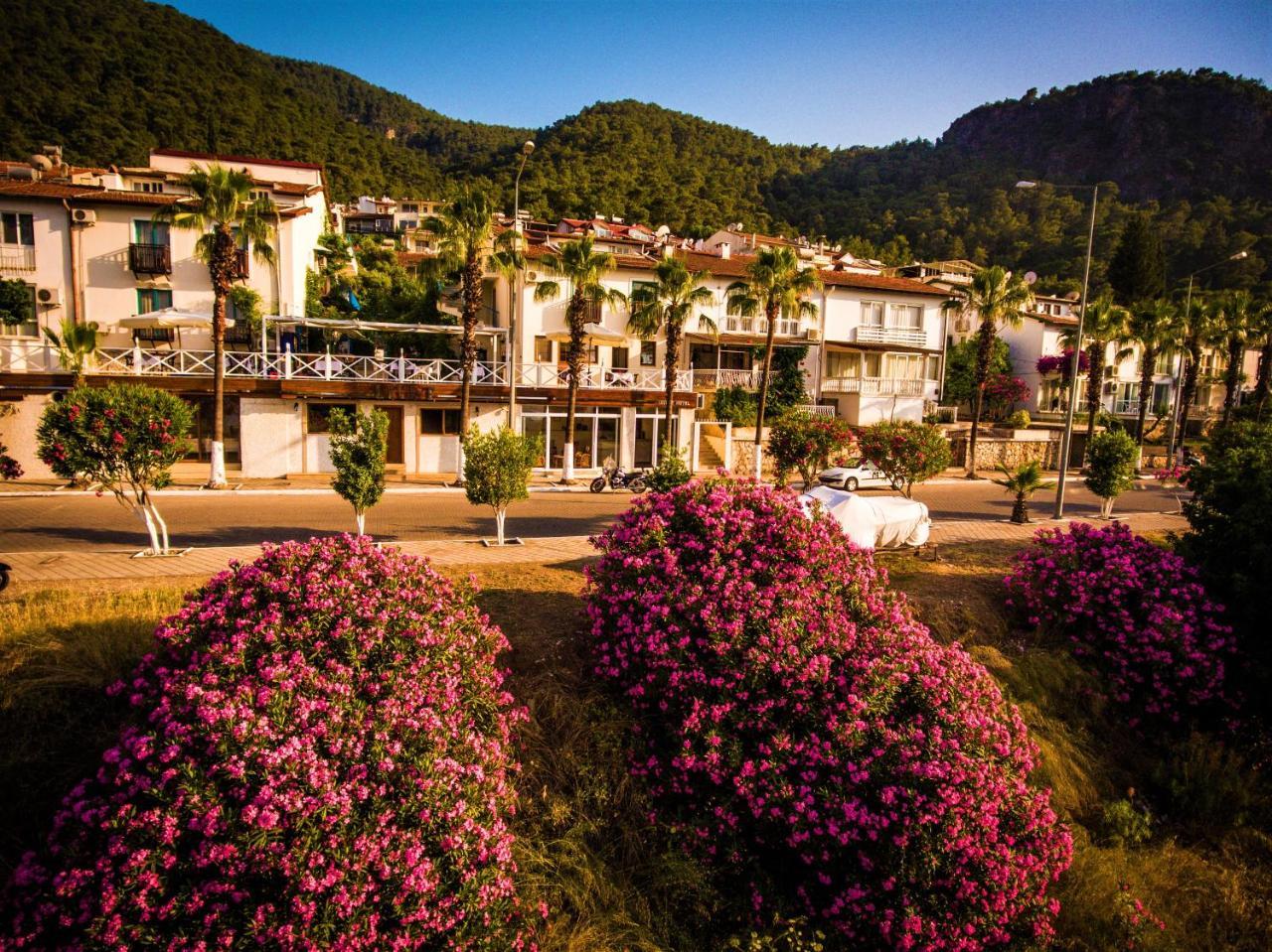Levent Hotel Fethiye Esterno foto